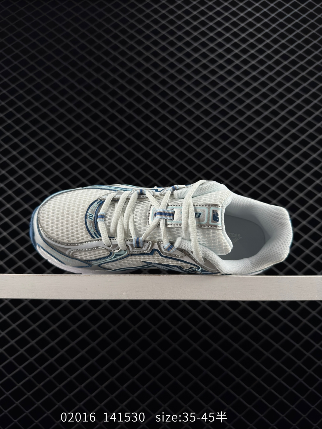 New Balance MR740 NB